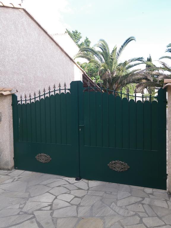 Bed and Breakfast Les Algues Du Grau Le Grau d'Agde Exterior foto